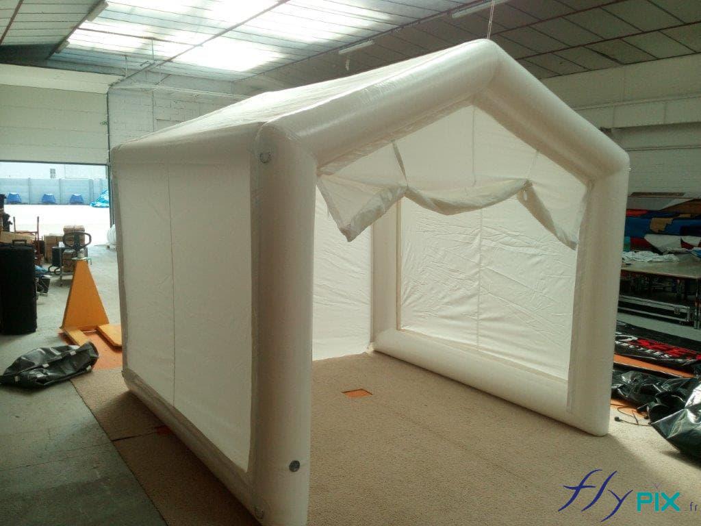 Tente gonflable PMA, cabine SAS de décontamination, ou pour faire des drive-tests PCR ou pour nettoyage par brumisateur.