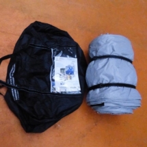 La tente barnum igloo, une fois rangée, prend très peu de place Sac de rangement pour tente igloo PMA