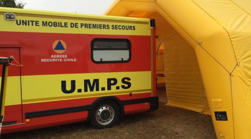 Tente gonflable de premiers secours de grande taille, en enveloppe PVC 0.6 mm, air captif.