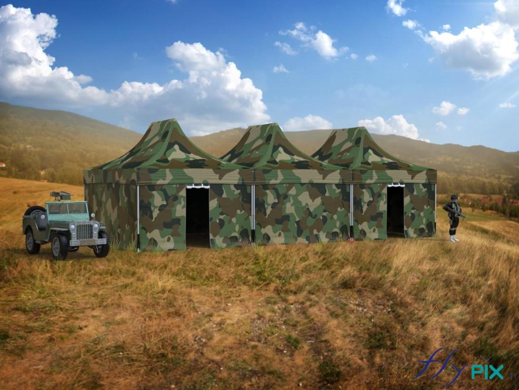 Fabrication sur mesure de tentes pliables à usages militaires, entièrement personnalisable au niveau des impressions des murs et de la toiture. Rangées dans un sac de rangement, celles-ci peuvent être déployées en quelques minutes par les militaires, elles sont très solides et résistantes ; ces abris peuvent aussi être regroupés et assemblés, afin d'obtenir des grandes surfaces utiles protégées des intempéries, de la poussière et du vent. Ces tentes pliables militaires, avec les lestages adaptés, peuvent résister à des ventes de 100 à 110 km/h, pour des applications et des usages très polyvalents pour les soldats sur tout types de terrains et de climats.