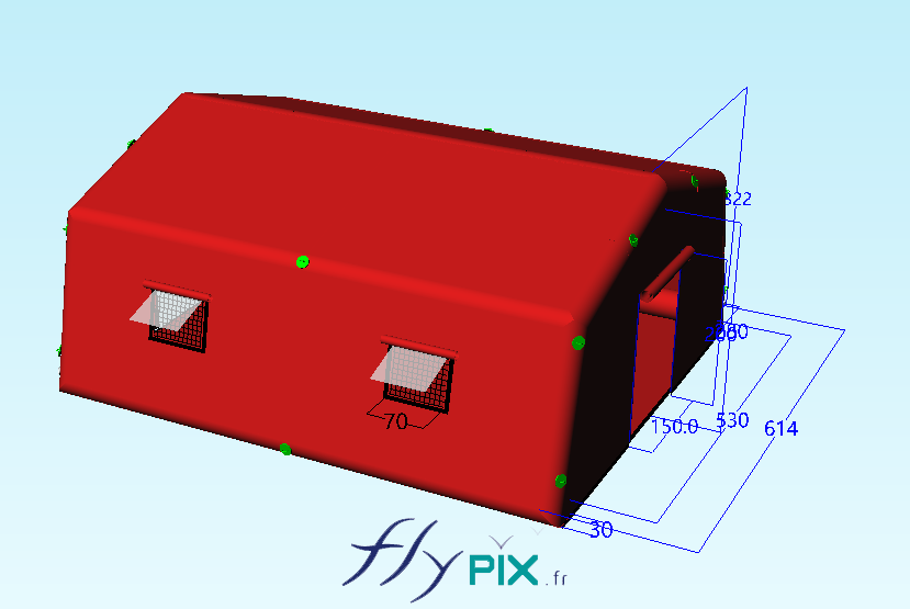 Une autre vue en 3D de la tente gonflable de premiers soins, de dimensions L = 7 m x l = 5.3 m, S = 37 m2 et de durface S = 37.1 m2, fabriquée sur mesure par nos soins dans nos ateliers en France. - Copyright Vivien LAÏLLE/FlyPix, droits réservés, reproduction interdite.